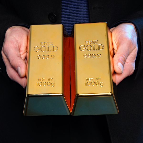 Gold (in kg)